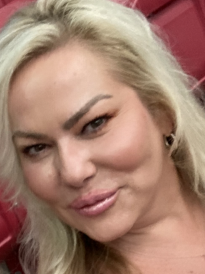 Reannon Stuart